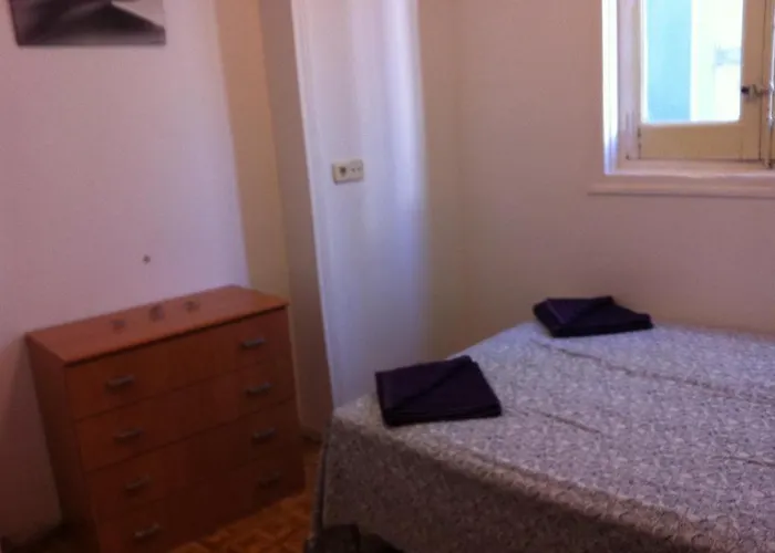 Hostal Lezule